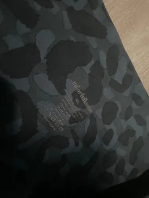 High-Rise Black Leopard Print Leggings thumbnail 2