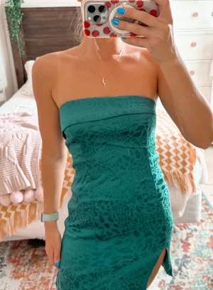Skylar + Madison Green Silk Strapless Mini Dress thumbnail 2