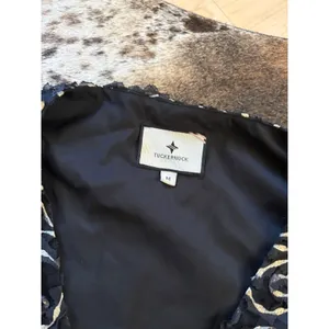 TUCKERNUCK Nightly Organza Easton Blouse Size Medium‎ 3D thumbnail 3
