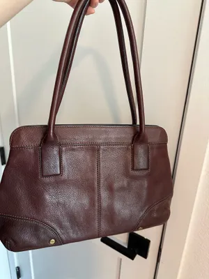 Vintage Y2K style Oroton Classic Women's Leather Bag - Burgundy/Maroon thumbnail 3