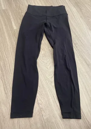 Black High-Waist Performance Leggings thumbnail 1