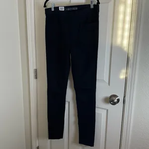 Harley-Davidson Woman’s High-Rise Skinny Pull-On Jeans Size 29 thumbnail 3