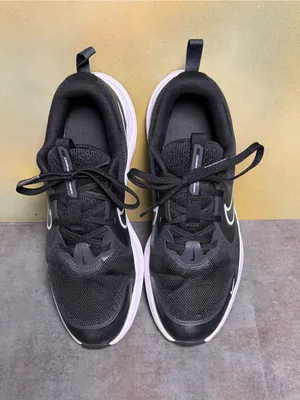 Nike Cosmic HM4402-003 Black/White Women's Sneakers Size 7.5-8 thumbnail 10