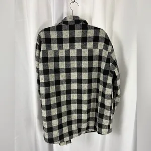 Forever 21 Plaid Shacket Black &‎ White Buffalo Lined Size Large EUC thumbnail 5