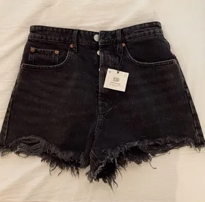 ZARA Jean Shorts thumbnail 1