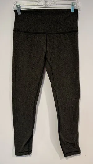 Green and black‎ patterned Lululemon wunder under leggings thumbnail 1