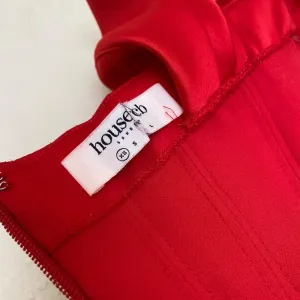 HOUSE OF‎ CB 'Loretta' Red Satin Off Shoulder Dress/Size XS NWOT thumbnail 13
