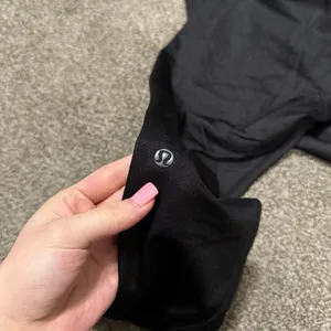 Lululemon Black Shine Joggers Size 4 thumbnail 4