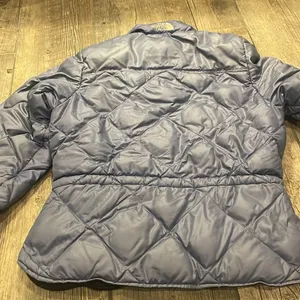 The North Face women’s puffer jacket thumbnail 9