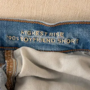 American Eagle Highest Rise 90s Boyfriend Cutoff Shorts Light Wash Distressed 4 thumbnail 2