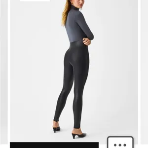 Faux Leather Leggings large black thumbnail 2