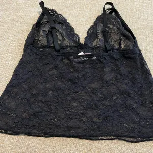 Victoria’s Secret lingerie set thumbnail 3