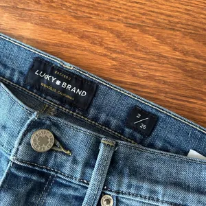 Lucky Brand Brook Crop Ankle Jeans Ripped Knee Size 2 Size 26 Straight Leg thumbnail 4