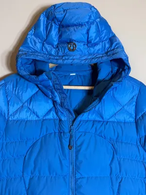 Lululemon Fluffin' Awesome Goose Down Jacket Women's 8* Cornflower Blue Hooded thumbnail 8