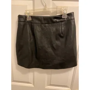 Aeropostale Black Faux Leather Mini Skort Shorts Womens Size XS Extra Small thumbnail 4