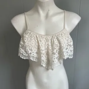 Victoria’s Secret White Lace Bralette Size Medium Ruffle Flounce Trim Adjustable thumbnail 1