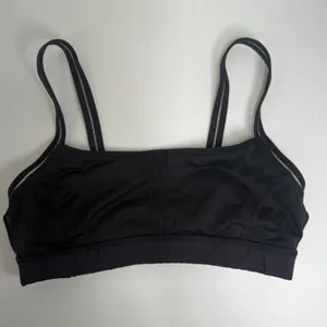 Lululemon Size 6 Straight Up Sports Bra Black Luxtreme Wicking Stretch Yoga Logo thumbnail 9