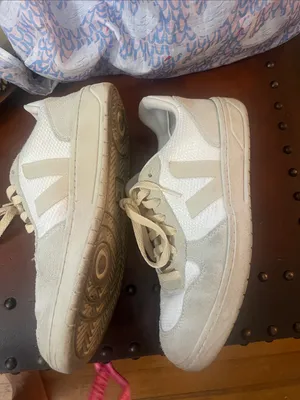 Veja Casual Lace-Up Sneakers in Light Beige size 8 thumbnail 5