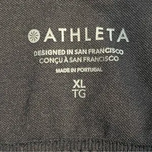 Athleta Renew Bra in Black thumbnail 9