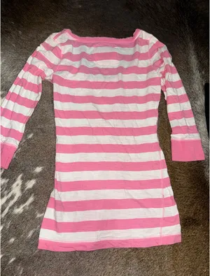 Abercrombie Pink tee thumbnail 2