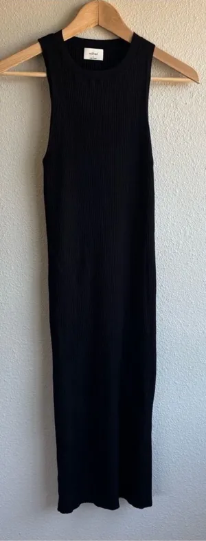 Sleeveless Ribbed Black Midi Dress thumbnail 1