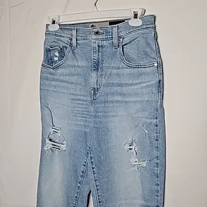 NWOT Levi's Silver Tab mom jeans light wash distressed ripped cropped jeans 29 thumbnail 4