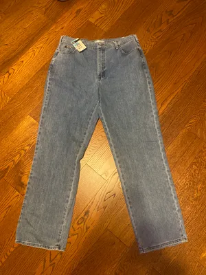 Straight Leg Jeans thumbnail 1