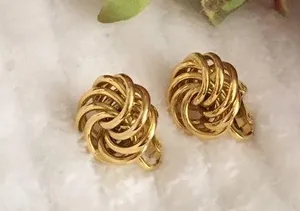 🌈3/$10 Cute Knot Gold Tone Clip-On Earrings thumbnail 1