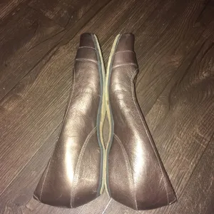 Clarks Artisan copper shimmery ortho slip on flats thumbnail 4
