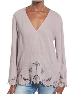 Astr The‎ Label Lavendar Purple Embroidered Bell Sleeve Long Sleeve Top XS thumbnail 1