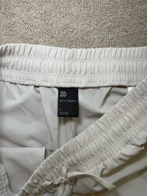 All in Motion Women’s White Joggers Size Medium thumbnail 3