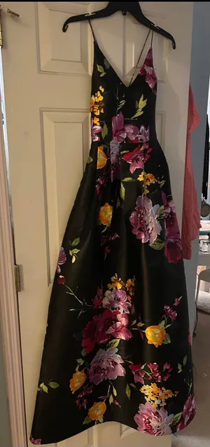 Floral prom dress thumbnail 1
