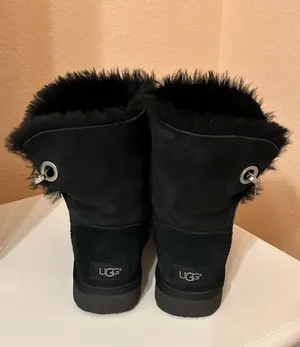 Classic Black Boots thumbnail 3