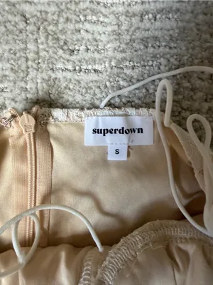 superdown Lace Sweetheart Bodysuit in White thumbnail 3