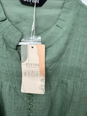 BTFBM Women's Sage Green Long-Sleeve Button Blouse thumbnail 2