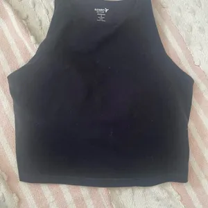 Old Navy Active Black Tank Top thumbnail 1