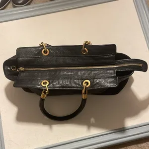 Marc by Marc Jacobs 100% LEATHER BAG Black with Gold Hardware thumbnail 7
