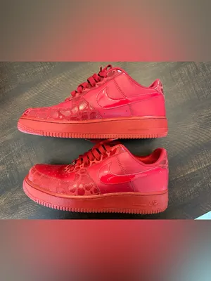 Nike Air Force 1 AF1 Valentine's Day Limited Edition Red Sneakers US Size 9 thumbnail 3