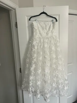 New Showpo RHEIVA Strapless 3D Embroidery Midi White Dress Size Large MSRP $149 thumbnail 6