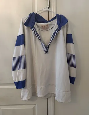We The Free Oversized V-Neck Sweatshirt thumbnail 1