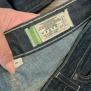 Vintage GAP Essential 2007 Dark Straight Leg Low rise Jeans Made in Canada thumbnail 3