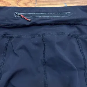 ‎Lululemon carpi leggings size 6 thumbnail 4