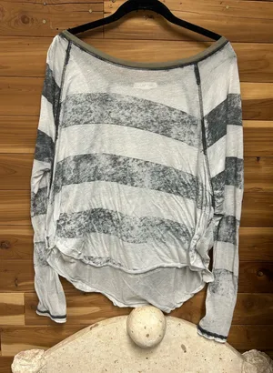 Billabong Top thumbnail 1