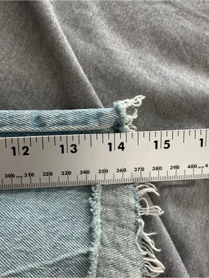 Abercrombie Curve Love High Rise Mom Jean Cutoff Shorts 33/16 Light Wash thumbnail 9