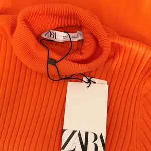 NWT!! ZARA Ribbed Turtleneck Sweater Bright Orange Fitted Knit Cropped Small thumbnail 13