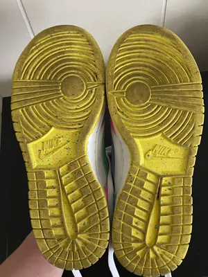 Nike Women’s Dunk Low SE thumbnail 6