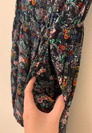 Floral Romper HAS POCKETS thumbnail 2