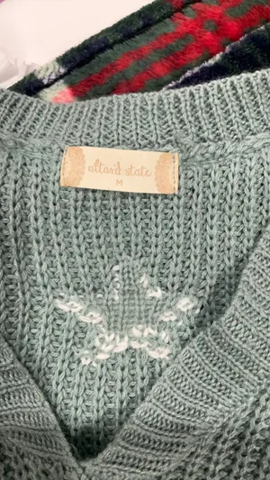 Altar'd State cropped Sweater thumbnail 2