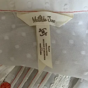 Matilda Jane Womens Size Medium Ivory Sheer Swiss Dot Blouse Top thumbnail 4
