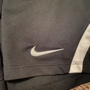 Nike ‼️ Infiknit Running Shorts‼️ thumbnail 3